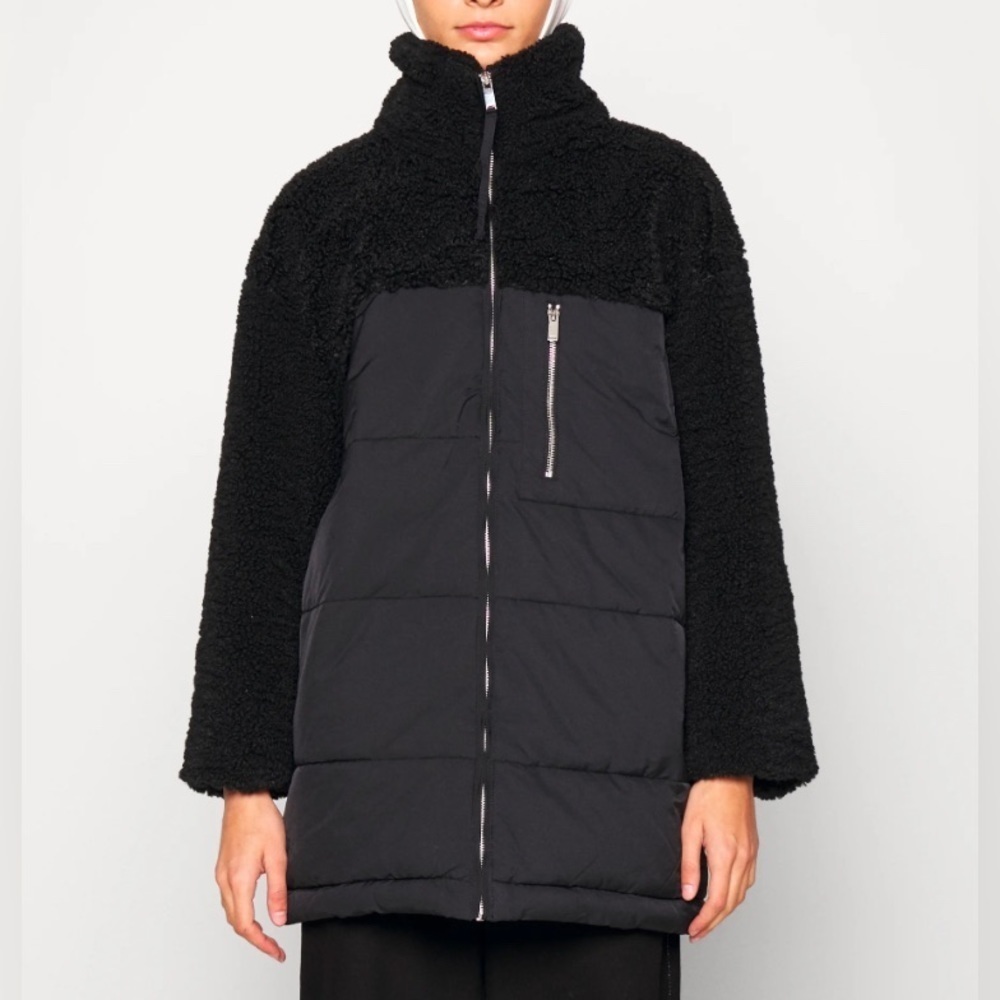 Vero Moda Curve Black Sherpa Puffer Coat Full Zipper Women’s Size 18 NWT
